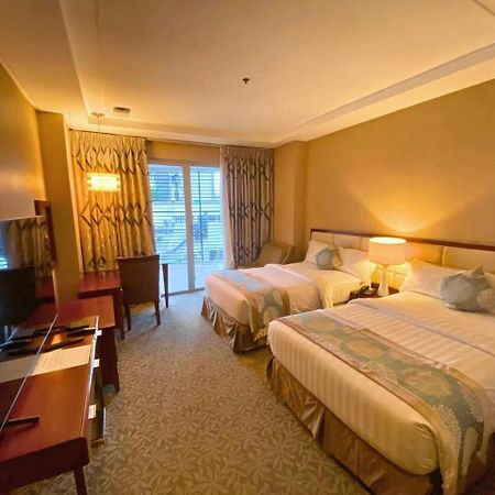 The Avenue Plaza Hotel Нага Экстерьер фото