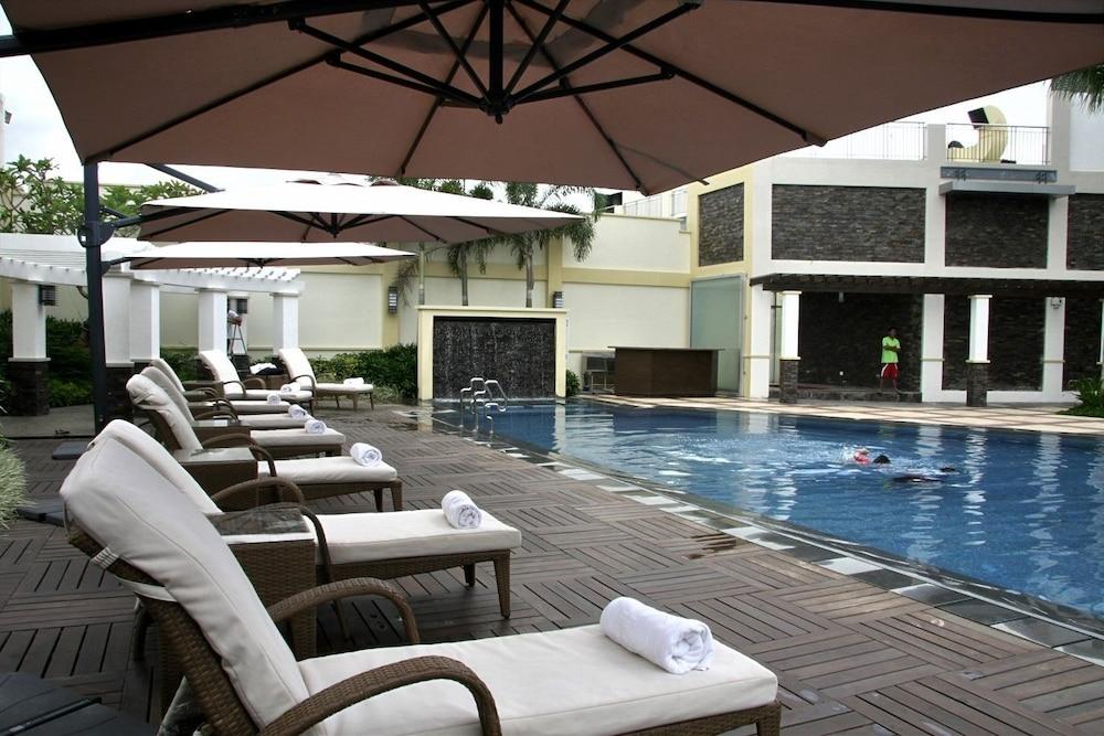 The Avenue Plaza Hotel Нага Экстерьер фото